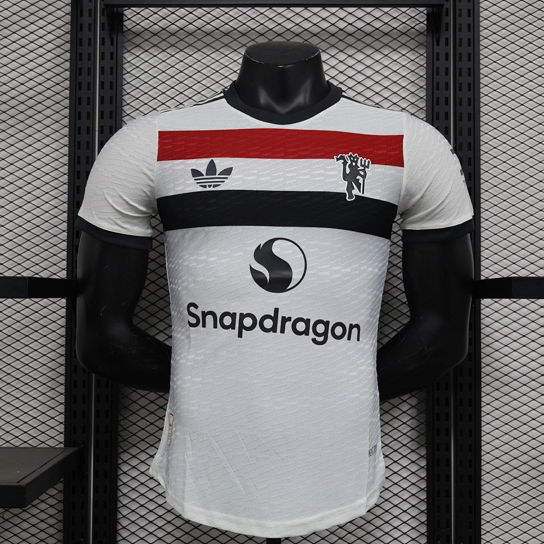 Camisola Terceira do Manchester United 2024/2025 (2)