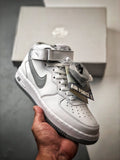 Air Force 1 07 Mid Branco e Cinzento