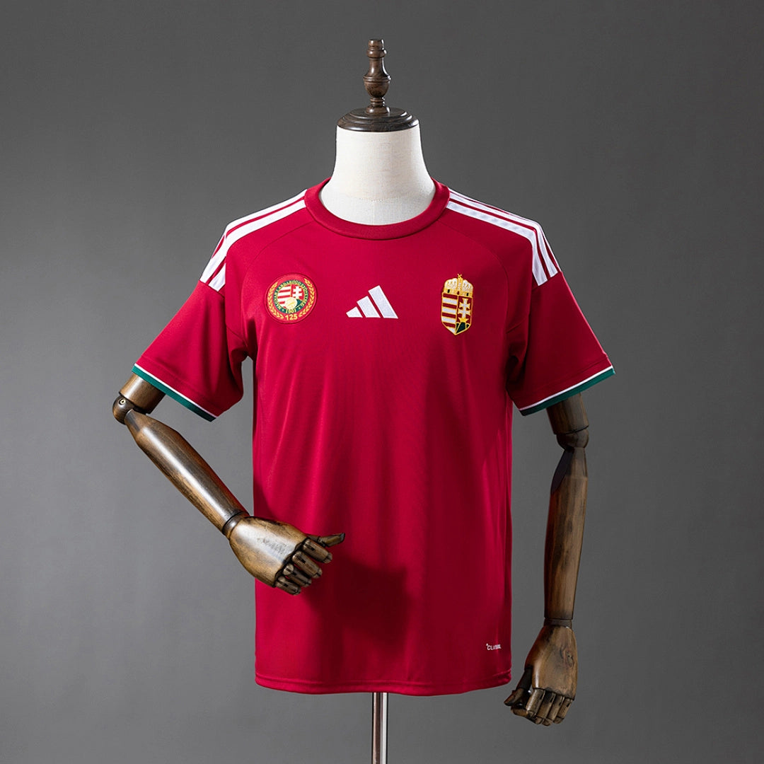 Camisola Principal da Hungria 2026