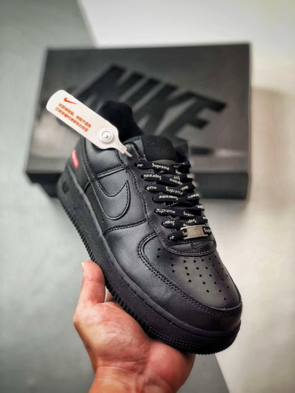 Sup x Air Force 1 Low Preto