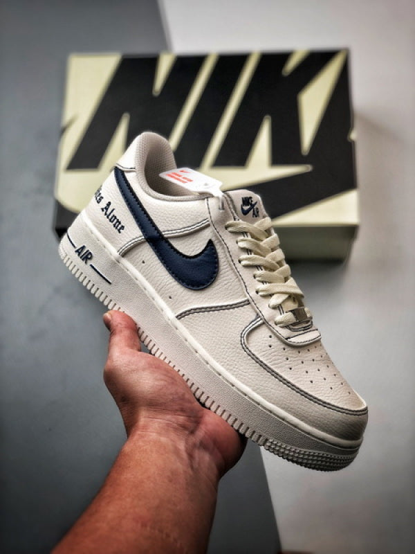 Vlone x Air Force 1 Low Bege e Azul