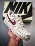 Vlone x Air Force 1 Low Creme e Vinho