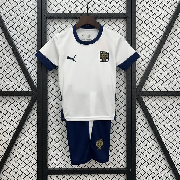 Kit Criança Portugal 2025 Treino