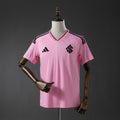 Camisola Rosa Internacional 2025
