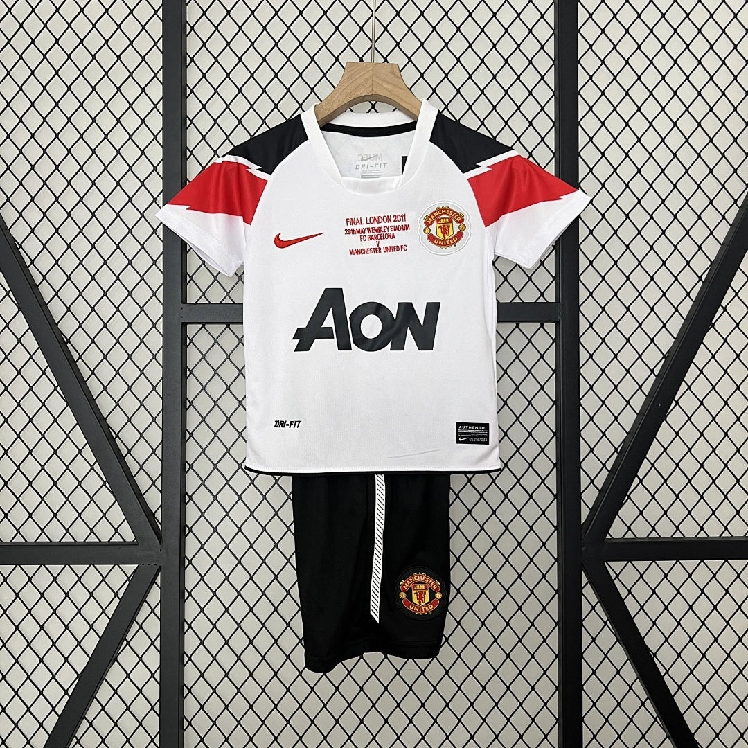 Kit Crianca Manchester United Alternativa 2010/2011 Champions League